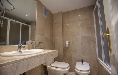 Resale - Apartment - Middle Floor Apartment - Marbella - Nueva Andalucia