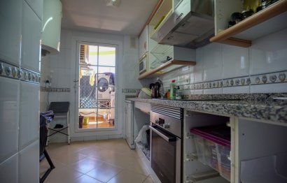 Resale - Apartment - Middle Floor Apartment - Marbella - Nueva Andalucia