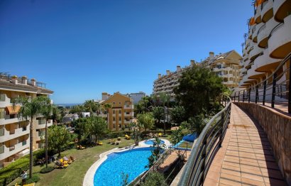 Resale - Apartment - Middle Floor Apartment - Marbella - Nueva Andalucia