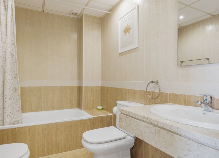 Resale - Apartment - Middle Floor Apartment - Marbella - Marbella Centro