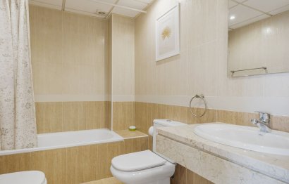 Resale - Apartment - Middle Floor Apartment - Marbella - Marbella Centro