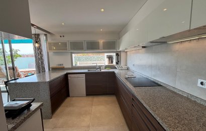 Resale - House - Detached Villa - Fuengirola - Fuengirola Centro