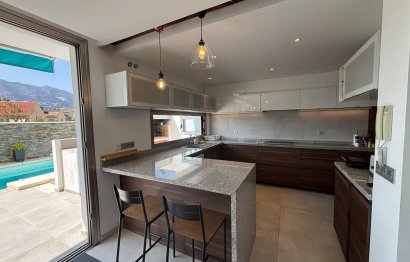 Resale - House - Detached Villa - Fuengirola - Fuengirola Centro