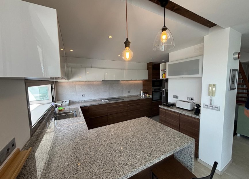 Resale - House - Detached Villa - Fuengirola - Fuengirola Centro