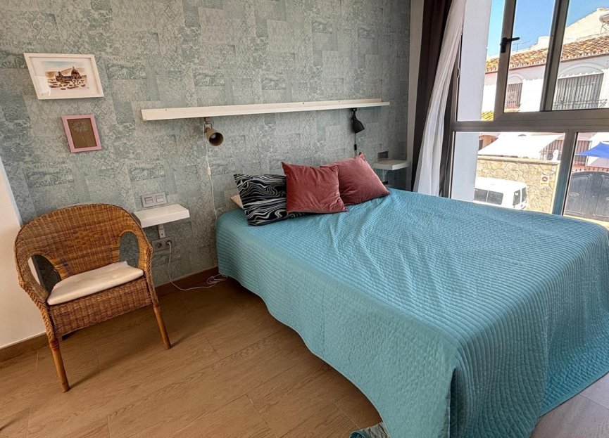 Resale - House - Detached Villa - Fuengirola - Fuengirola Centro