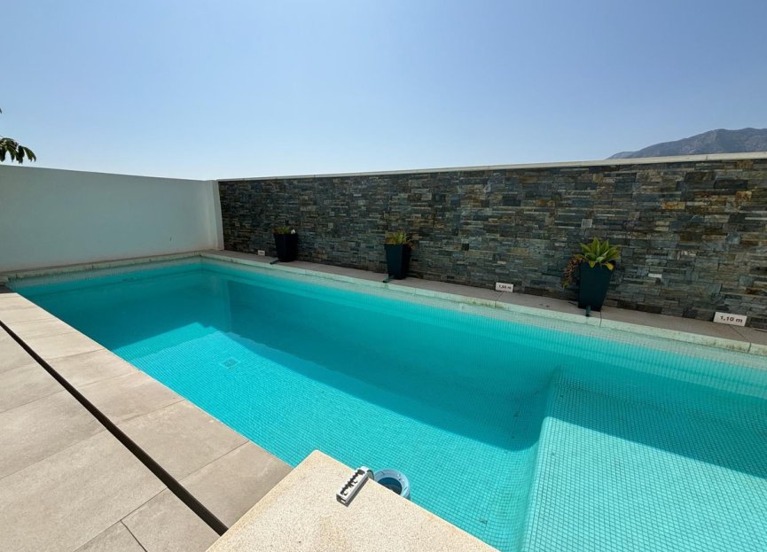 Resale - House - Detached Villa - Fuengirola - Fuengirola Centro