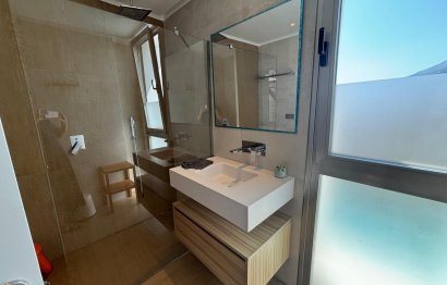 Resale - House - Detached Villa - Fuengirola - Fuengirola Centro