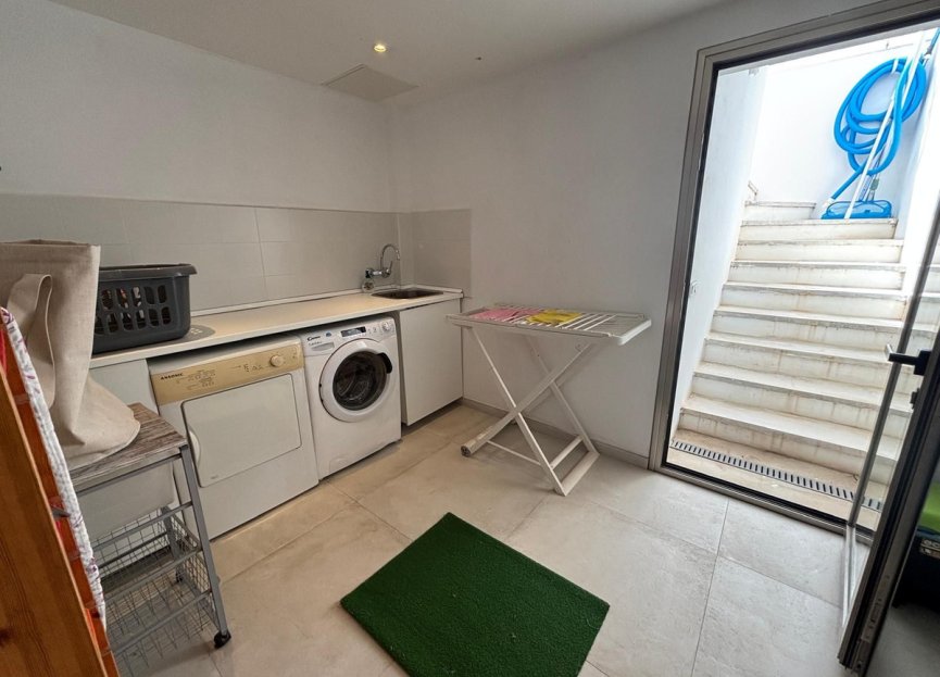 Resale - House - Detached Villa - Fuengirola - Fuengirola Centro