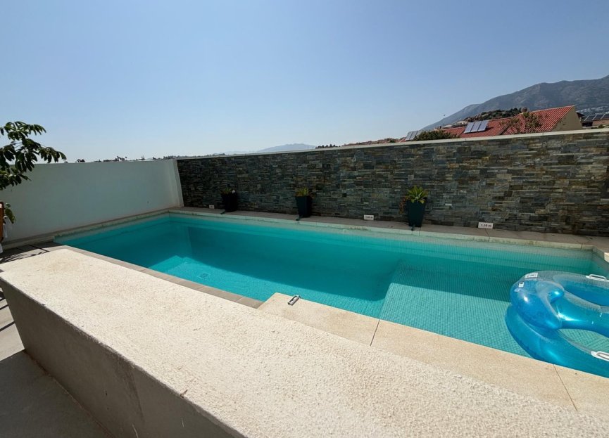 Resale - House - Detached Villa - Fuengirola - Fuengirola Centro