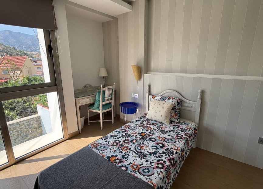 Resale - House - Detached Villa - Fuengirola - Fuengirola Centro