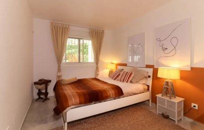 Resale - Apartment - Middle Floor Apartment - Marbella - Nueva Andalucia