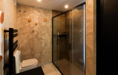 Resale - Apartment - Middle Floor Apartment - Marbella - Nueva Andalucia