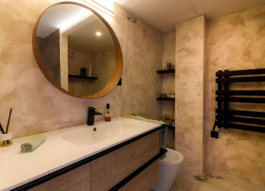 Resale - Apartment - Middle Floor Apartment - Marbella - Nueva Andalucia