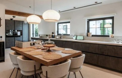 Resale - House - Detached Villa - Marbella - Puerto Banús