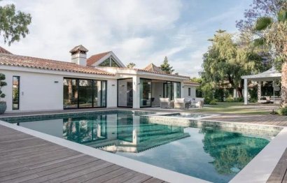 Resale - House - Detached Villa - Marbella - Puerto Banús