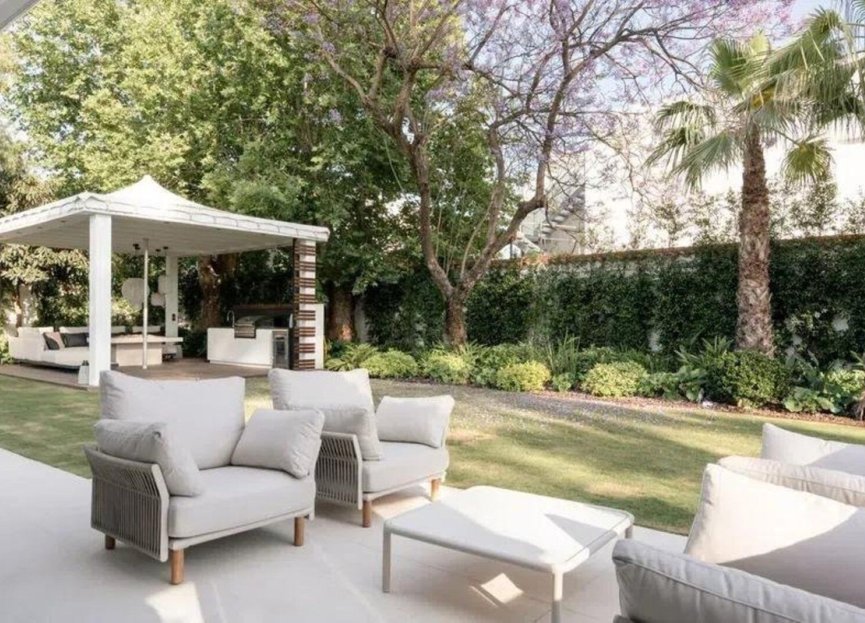 Resale - House - Detached Villa - Marbella - Puerto Banús