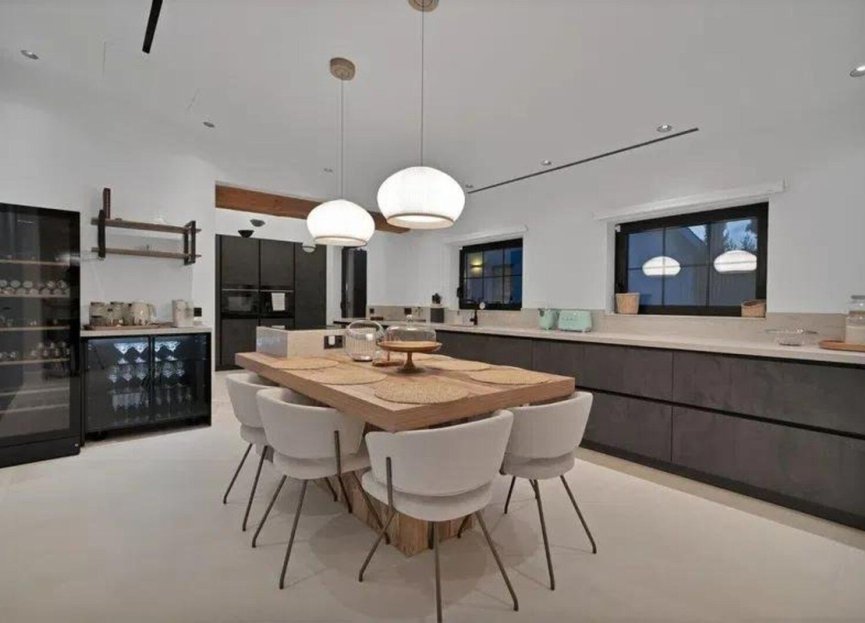 Resale - House - Detached Villa - Marbella - Puerto Banús