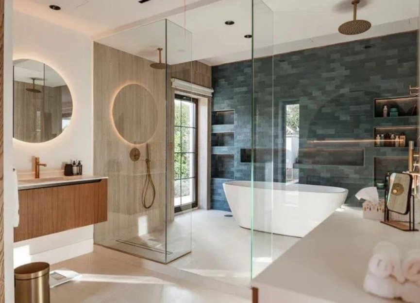 Resale - House - Detached Villa - Marbella - Puerto Banús