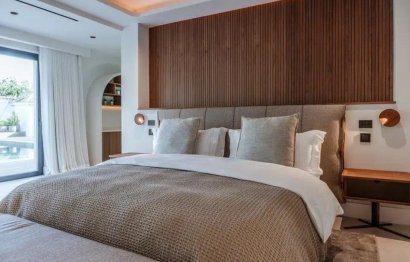 Resale - House - Detached Villa - Marbella - Puerto Banús