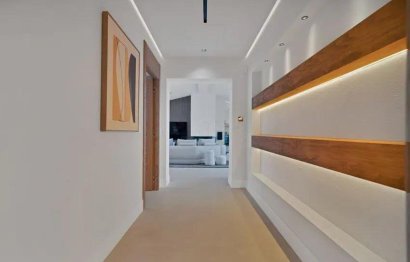 Resale - House - Detached Villa - Marbella - Puerto Banús