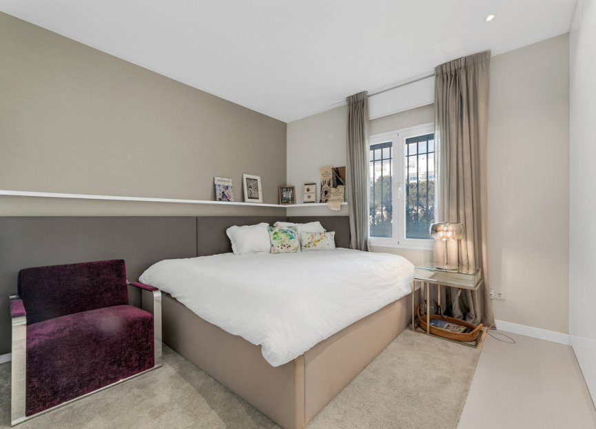 Resale - Apartment - Middle Floor Apartment - Marbella - The Golden Mile