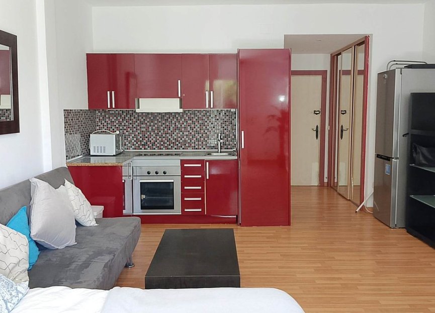 Resale - Apartment - Middle Floor Apartment - Marbella - Puerto Banús