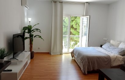 Resale - Apartment - Middle Floor Apartment - Marbella - Puerto Banús