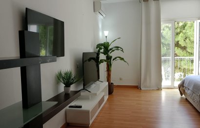 Resale - Apartment - Middle Floor Apartment - Marbella - Puerto Banús