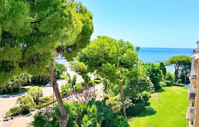 Resale - Apartment - Middle Floor Apartment - Marbella - Puerto Banús