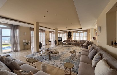 Resale - House - Detached Villa - Estepona - Selwo