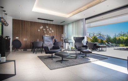 Resale - House - Detached Villa - Estepona - Estepona Centro