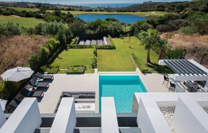 Resale - House - Detached Villa - Estepona - Estepona Centro