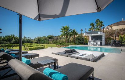 Resale - House - Detached Villa - Estepona - Estepona Centro