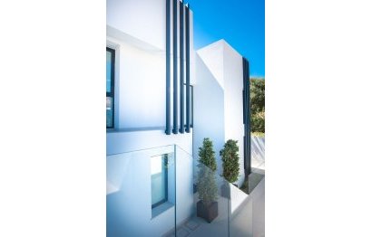 Resale - House - Detached Villa - Estepona - Estepona Centro