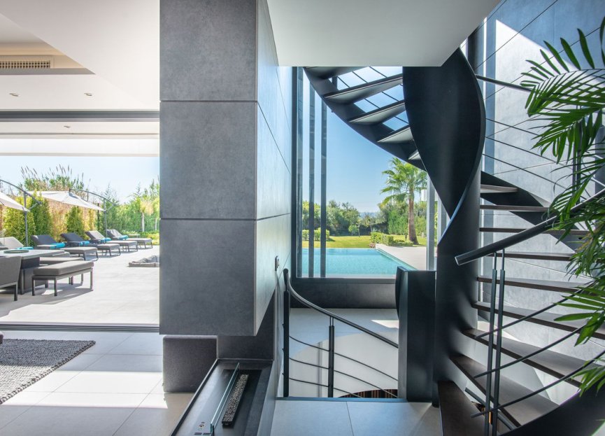 Resale - House - Detached Villa - Estepona - Estepona Centro