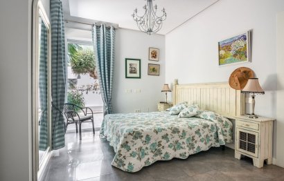 Resale - House - Detached Villa - Marbella - Marbella Centro