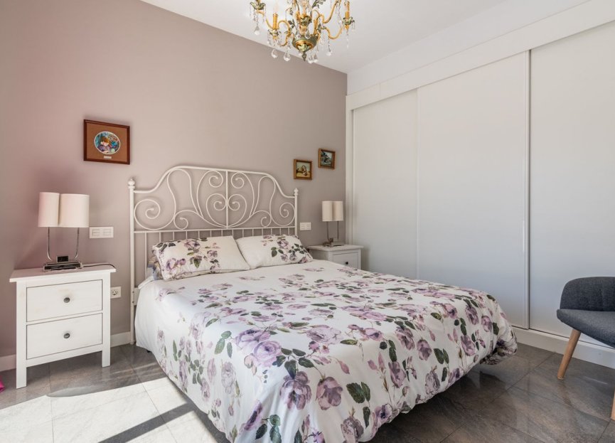 Resale - House - Detached Villa - Marbella - Marbella Centro