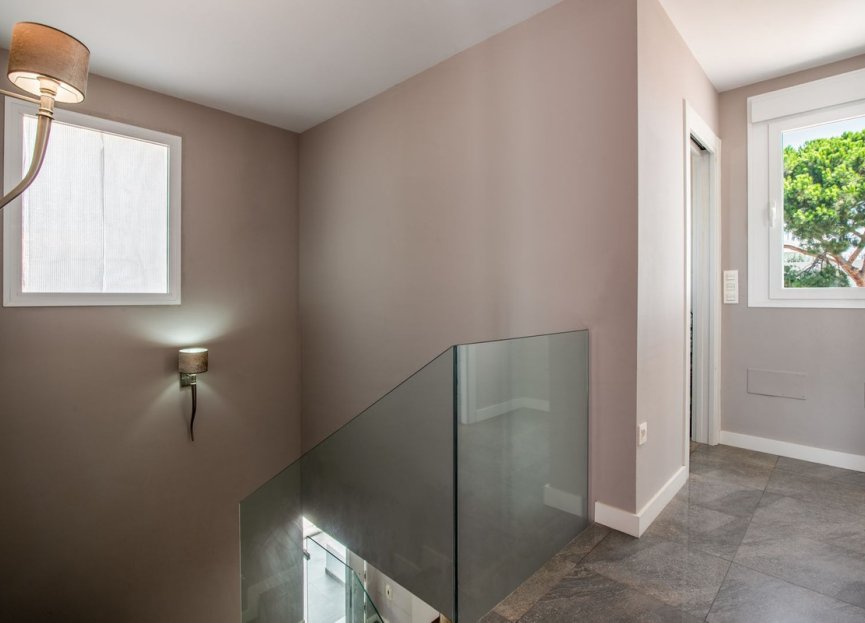 Resale - House - Detached Villa - Marbella - Marbella Centro