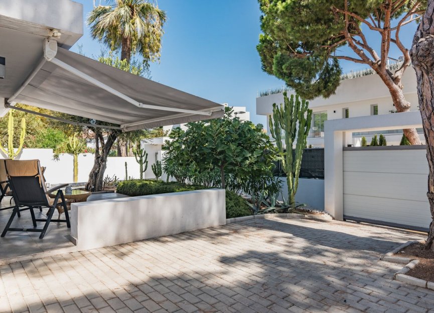 Resale - House - Detached Villa - Marbella - Marbella Centro