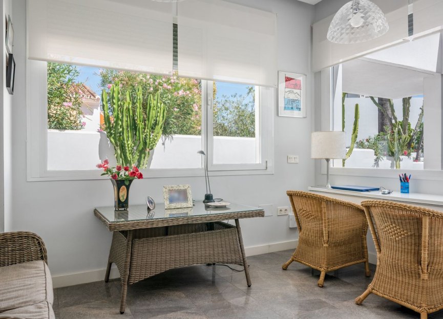 Resale - House - Detached Villa - Marbella - Marbella Centro