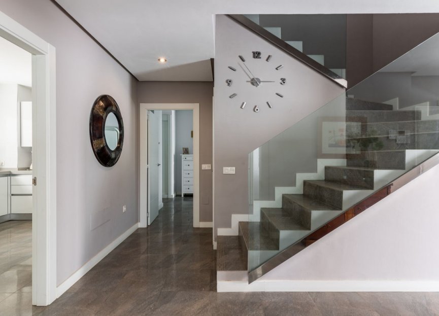 Resale - House - Detached Villa - Marbella - Marbella Centro