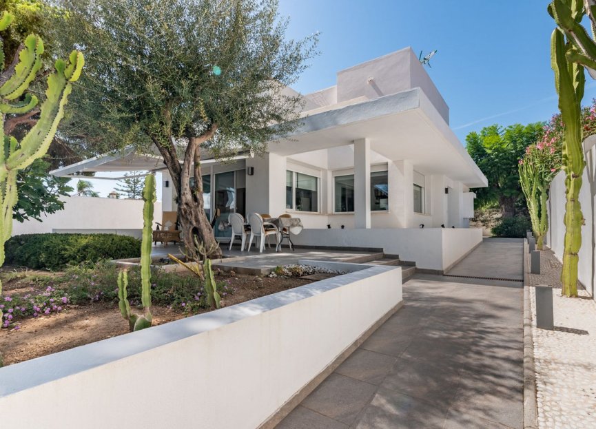 Resale - House - Detached Villa - Marbella - Marbella Centro