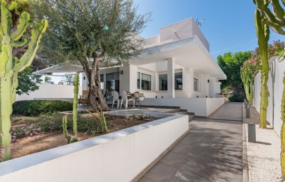 Resale - House - Detached Villa - Marbella - Marbella Centro