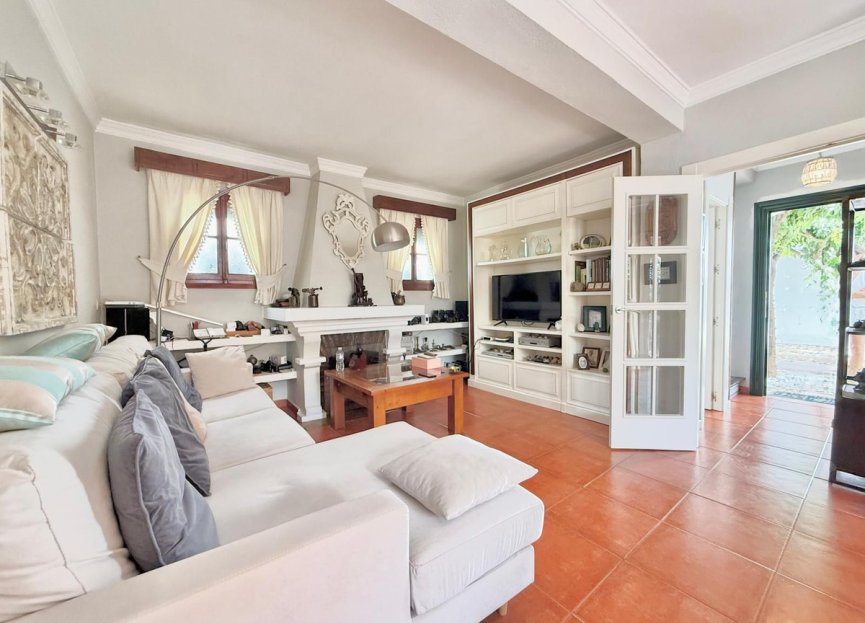 Resale - House - Semi-Detached House - Fuengirola - Fuengirola Centro