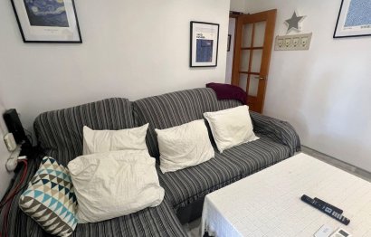 Resale - Apartment - Middle Floor Apartment - Estepona - Estepona Centro