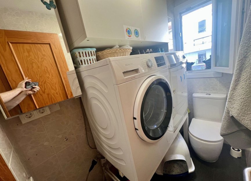 Resale - Apartment - Middle Floor Apartment - Estepona - Estepona Centro