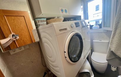 Resale - Apartment - Middle Floor Apartment - Estepona - Estepona Centro