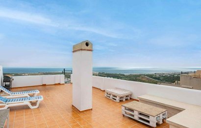Reventa - Apartment - Top Floor Apartment - Casares - Casares Centro