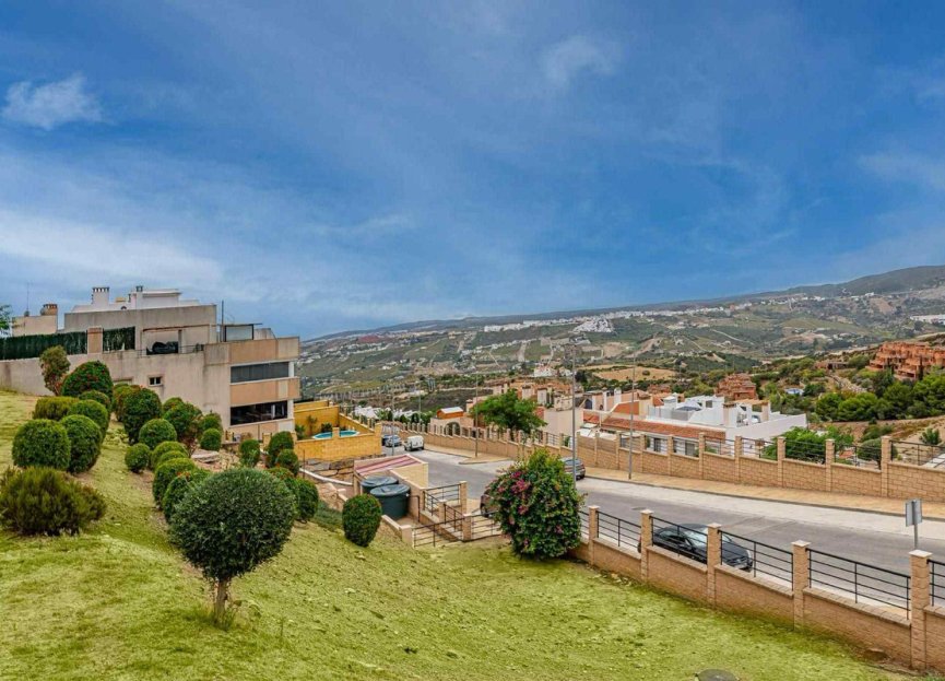Reventa - Apartment - Top Floor Apartment - Casares - Casares Centro