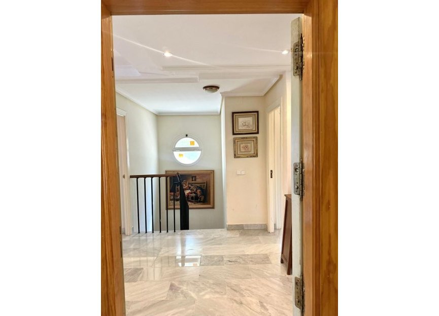 Resale - Apartment - Duplex - Marbella - Nueva Andalucia